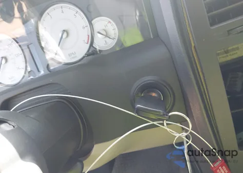 2006 Chrysler 300 Touring from USA, damaged, VIN 2C3KA53G36H351876